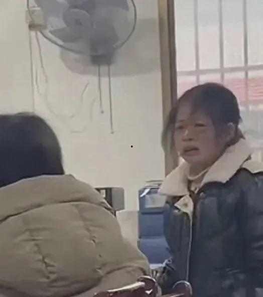 打架吃瓜犯法吗,法律边界与行为规范探讨