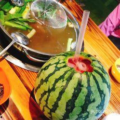 永康牛夫人火锅吃瓜