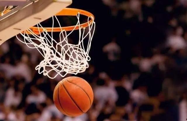 篮球背影吃瓜视频,一场吃瓜视频引发的篮球热议